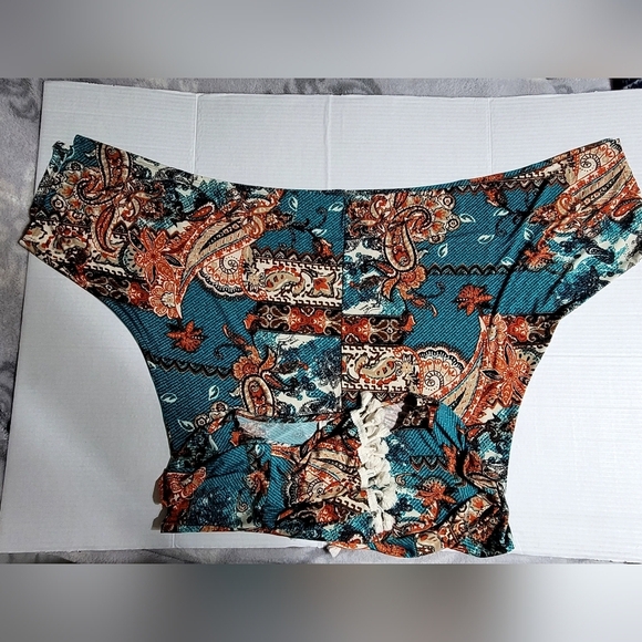 The Hanger Tunic with Bell Sleeve Tassels, Size Unknown - Picture 6 of 8